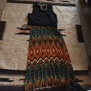 Patterned Maxi skirt